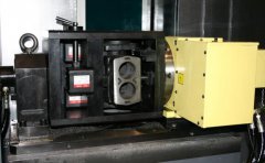 使用工装夹具加工能保证精准度